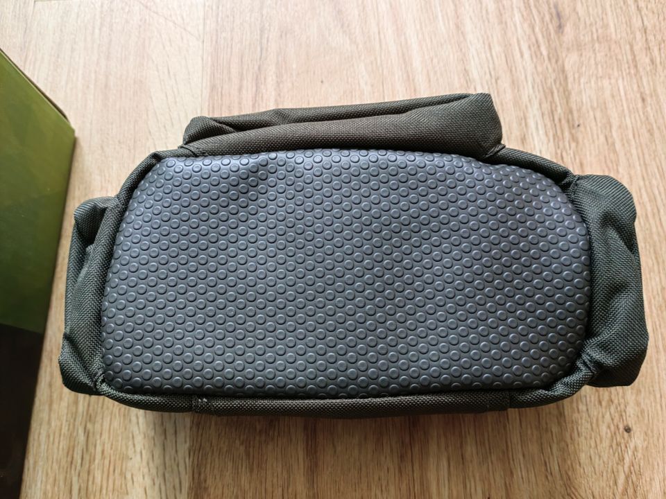 Thinking Anglers Tackle Pouch + Fox Spooldispencer in Köln