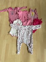 Kleines Kleidungspaket Baby Kleidung 80/86 Niedersachsen - Bockhorn Vorschau