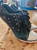 Stöckelschuhe, Jeansstoff mit Nieten Bayern - Obing Vorschau