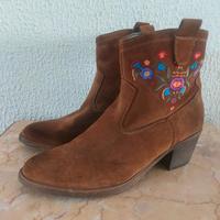 Boho Country Style Nubukleder Stiefeletten, Gr. 40, Italien Hessen - Nauheim Vorschau