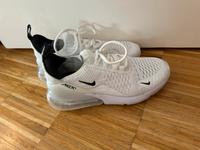 Nike 270er Essen - Altenessen Vorschau