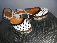 Chie Mihara Sommerpumps Niedersachsen - Lüneburg Vorschau