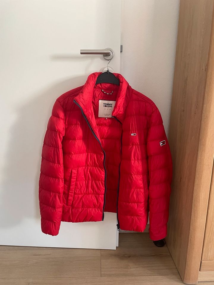 Tommy Hilfiger Jacke in Kassel