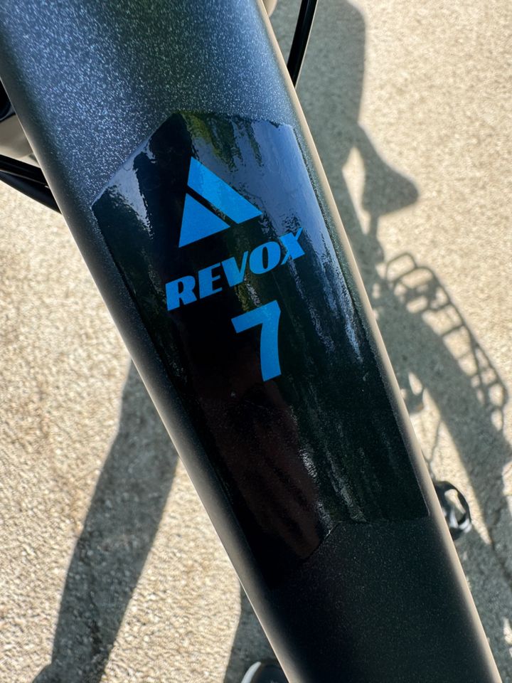 Bergamont Revox 7 S  - 27.5 Zoll - Mountainbike + Zubehör in München