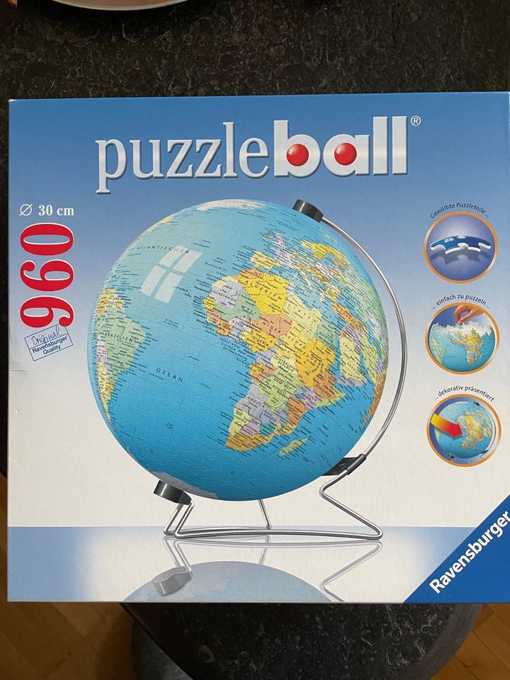 Ravensburger Puzzleball Globus 960 Teile Kunststoff mit Ständer in Nürnberg (Mittelfr)