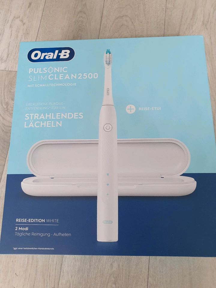 Ultraschall Zahnbürste Oral B SlimClean 2500 in München
