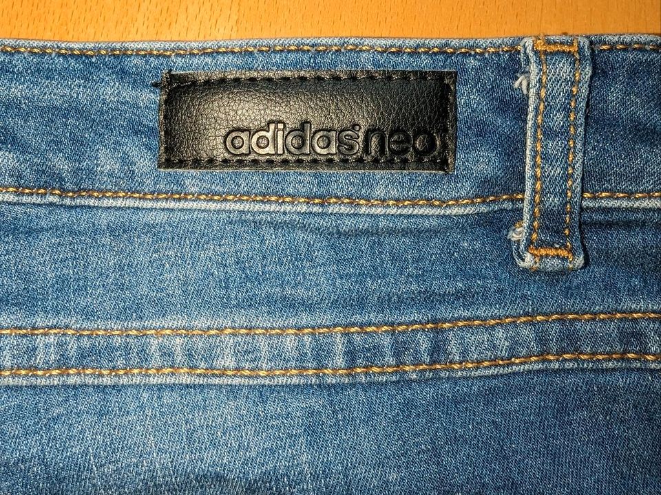 Slim-Jeans adidas neo W31 L32 in Reken