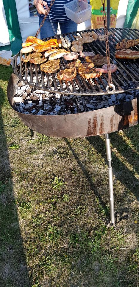 Holzkohlegrill in Neuenhaus