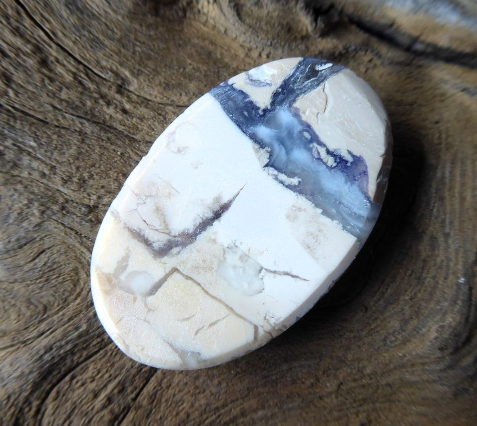 Tiffanystone Fluorit-Opal aus Utah USA Cabochon oval in Füssen