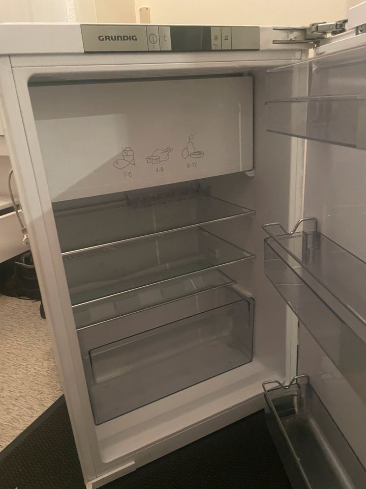 GRUNDIG Kühlschrank GTMI 14120 in Bad Salzuflen