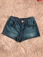 Kurze Hose, Jeansshorts, Gr. 152, H&M Wandsbek - Hamburg Jenfeld Vorschau