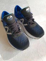 New Balance Schuhe in blau-schwarz-weiß (neuwertig) Brandenburg - Potsdam Vorschau