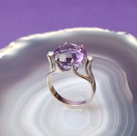 UNIKAT AMETHYST GOLD RING in 585er / 14 KARAT WEIßGOLD Gr. 55 Nordrhein-Westfalen - Dinslaken Vorschau