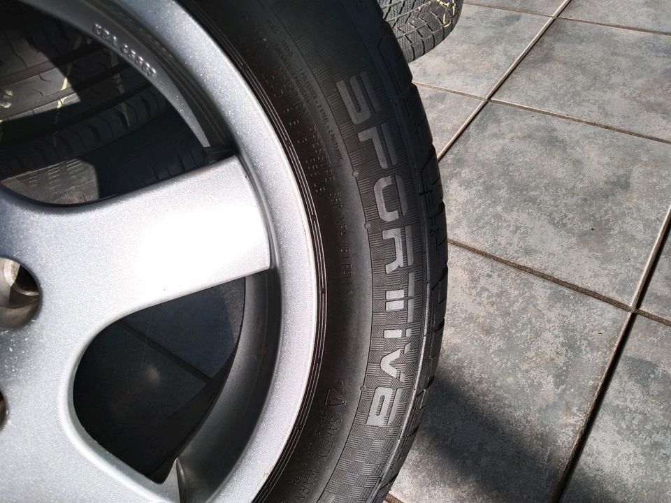 Alufelgen mit Reifen für Opel Astra H in Brakel