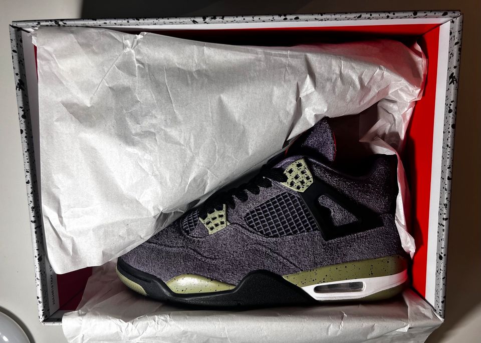 Jordan 4 Canyon Purple in Stolberg (Rhld)