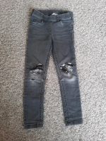 C&A skinny Jeans schwarz grau Pailletten Herzen 110 Köln - Porz Vorschau