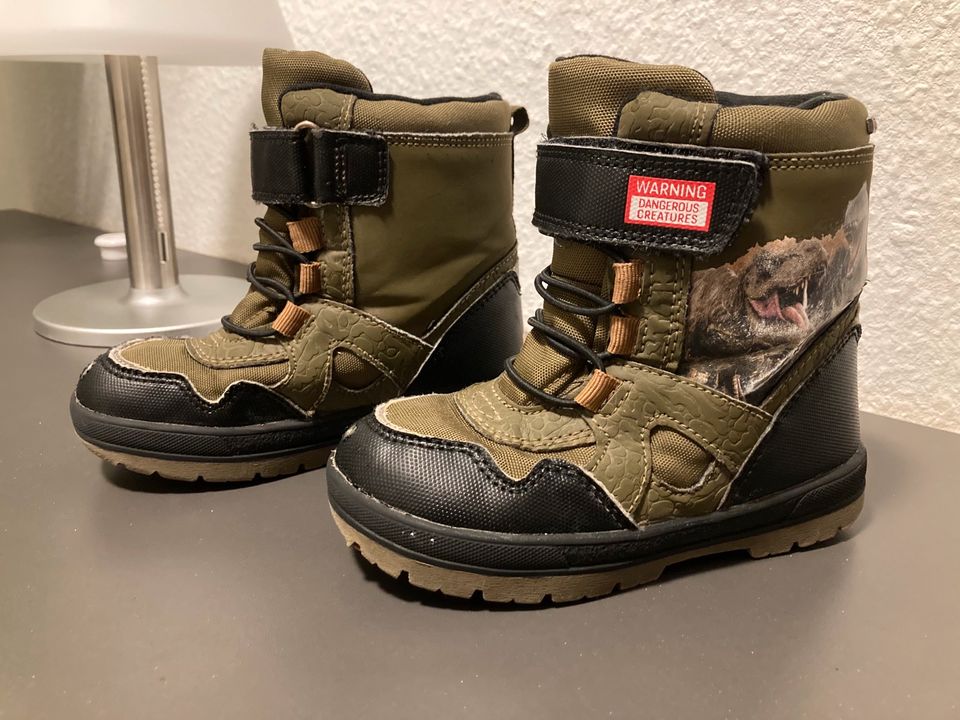 Jurassic World Schuhe Stiefeletten von Deichmann mit Klett Gr. 27 in Wittenförden