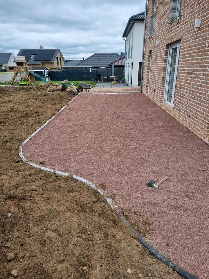 #Parkplatz#Pflasterarbeiten#Drainage#Gala-Bau in Ahrensburg