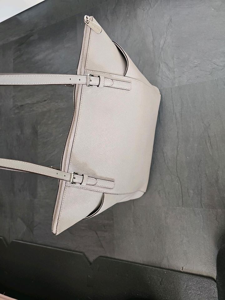 Michael Kors Handtasche Schopper in Düsseldorf