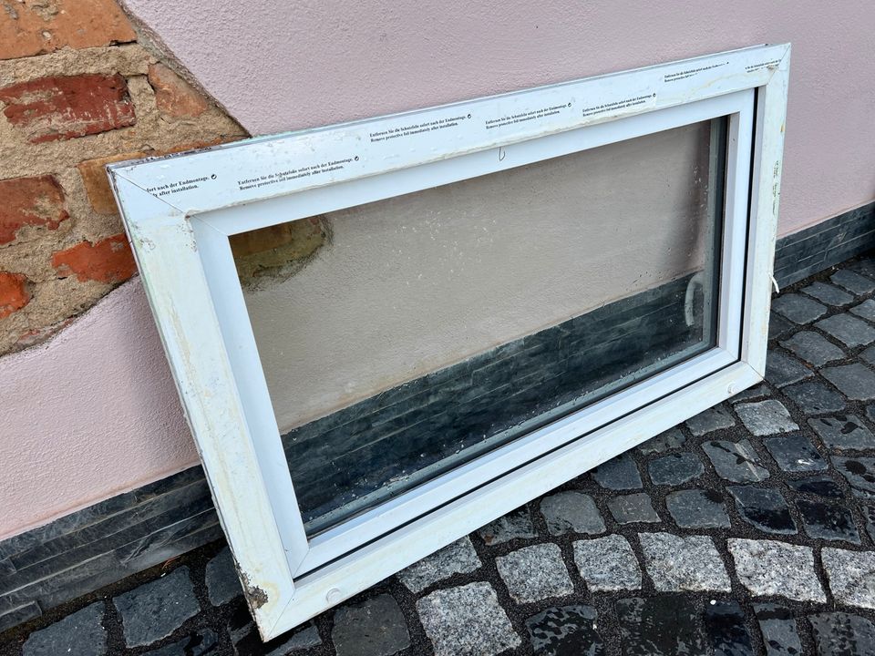 Fenster | Weiß | 100x60 cm | Doppelverglasung in Blieskastel