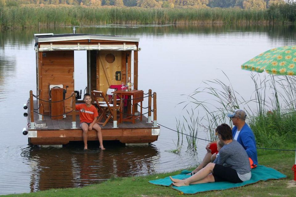 Floßverleih,Hausboot,Hausfloss mieten in Brandenburg, in Brandenburg an der Havel