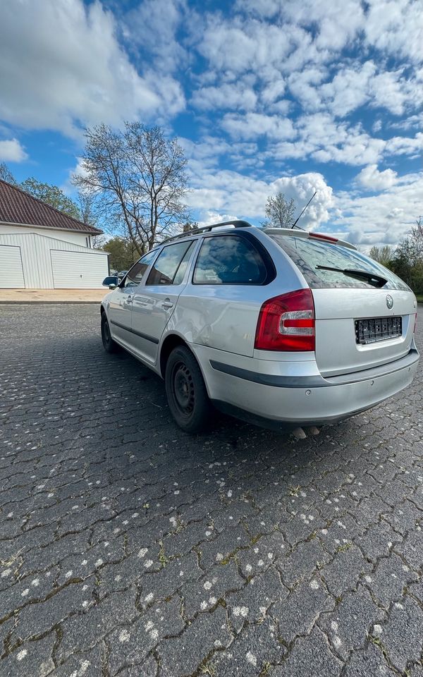 Skoda Octavia 2.0 TDI Automatik in Baunatal