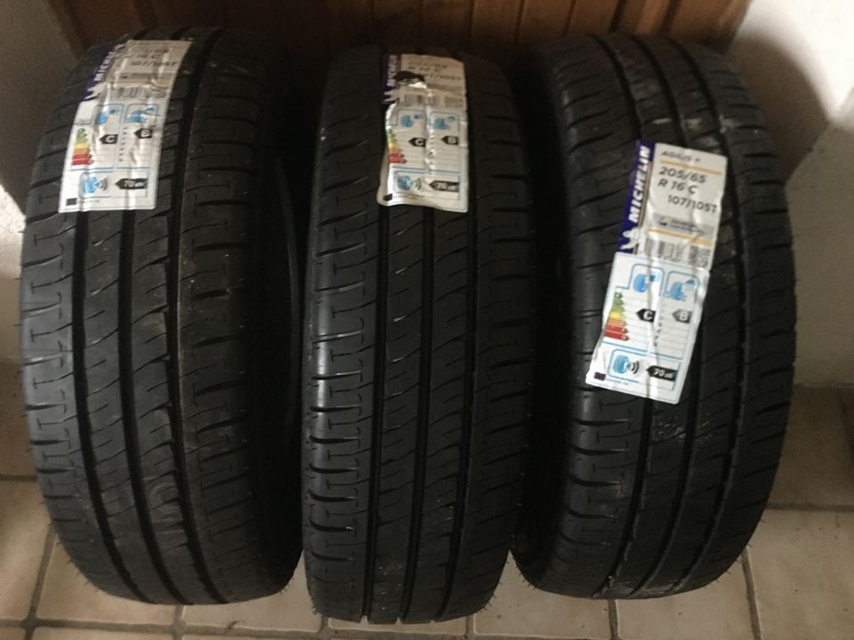 Neu verkaufe 3 Michelin Reifen 205/65 R 16 C in Gößweinstein