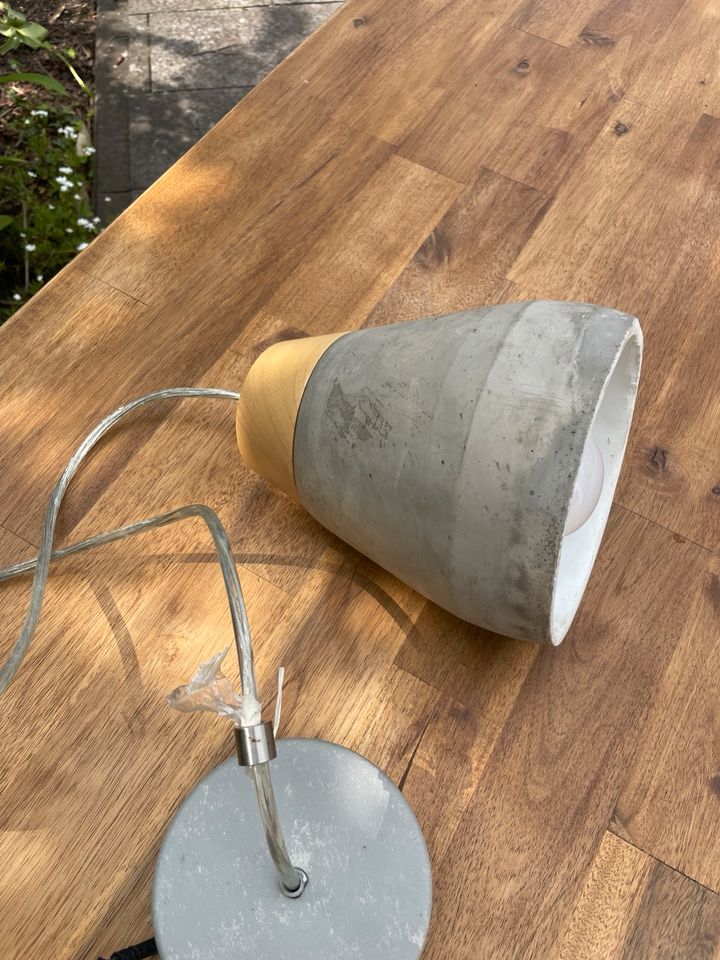 Betonlampe, Lampe,Deckenlampe in Bous