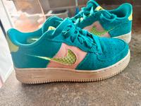 Nike Sneaker Größe 35.5 Berlin - Lichtenberg Vorschau