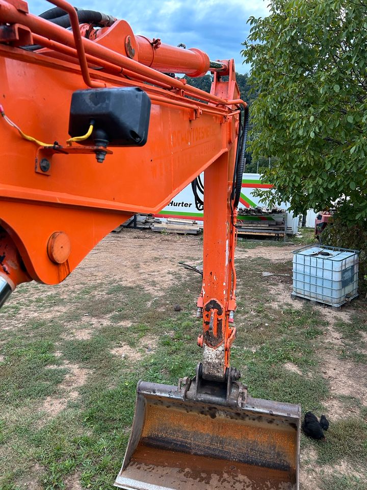 Hitachi Bagger 140 W in Gundelsheim