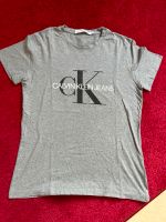 Stylisches T-Shirt für Teenies/Herren, Gr. M, Calvin Klein Rheinland-Pfalz - Mainz Vorschau