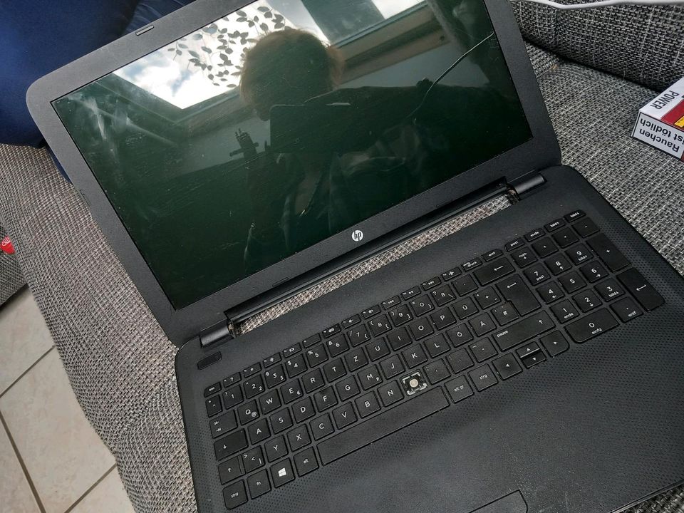 hp Laptop defekt für Bastler! in Saarbrücken