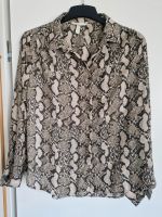 Modische Bluse in Größe 42zu verkaufen Nordrhein-Westfalen - Olpe Vorschau