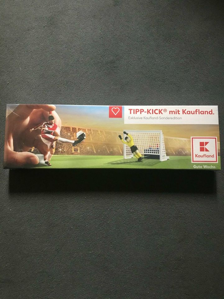 TIPP-KICK Kaufland, TIPP-KICK alle 32 Teams mit Bällen, WM 2018 in Duisburg