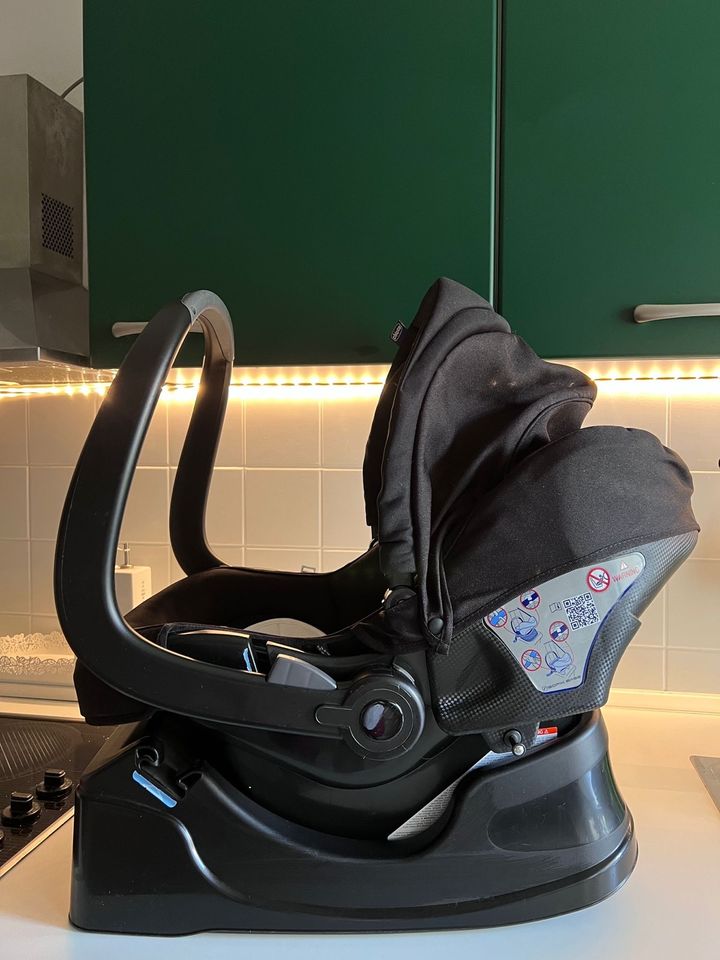 Kindersitz Babyschale AutoFix Maxi cosi CHICCO in Lehrte