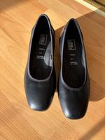 NEU Easy Street Damenschuhe Ballerinas schwarz Größe 36 Leder Hessen - Kelkheim Vorschau