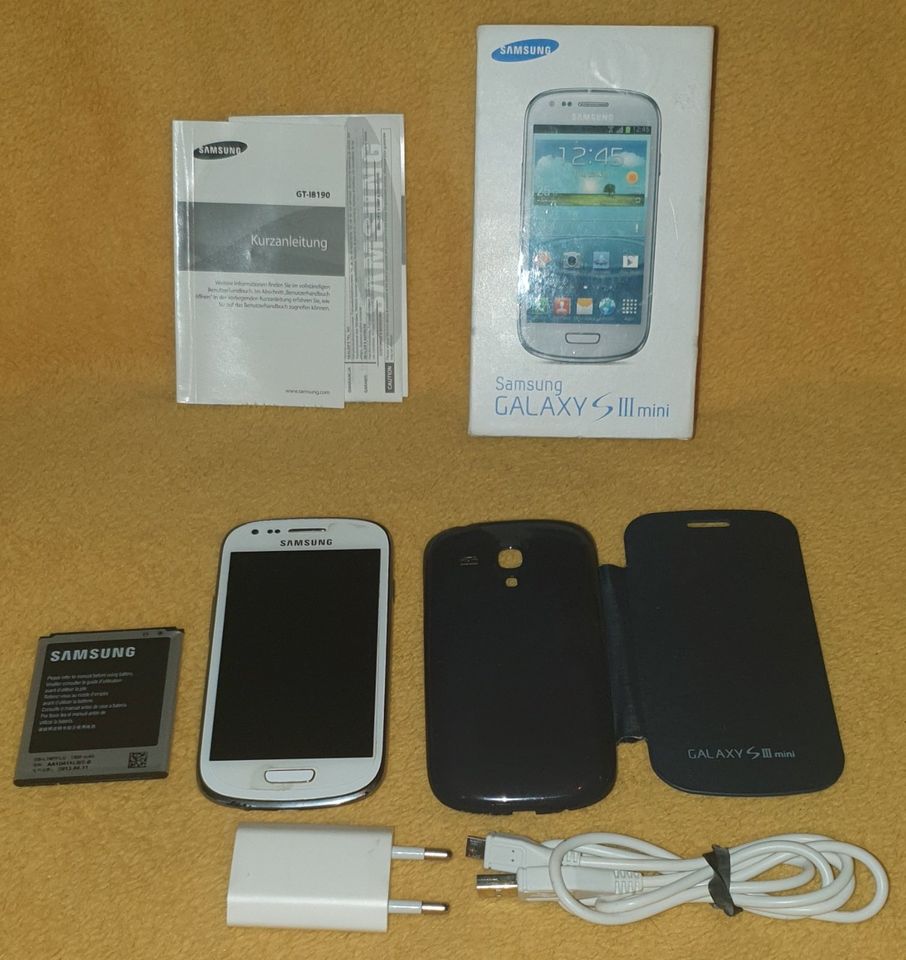 Samsung S3 mini Smartphone, Samsung GT-I8190 mit Zuh. in Bebra