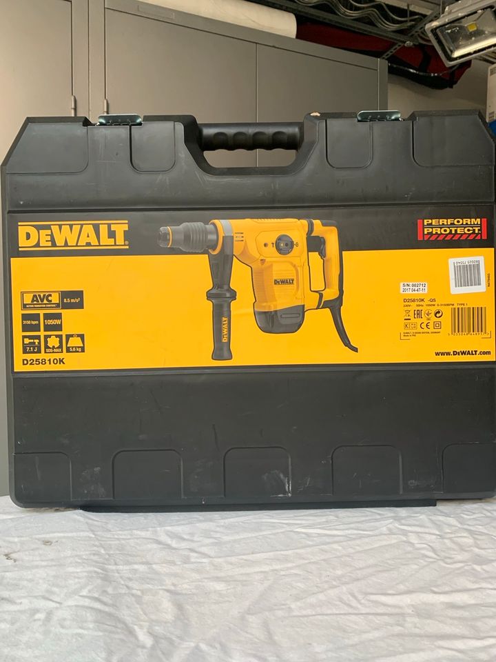 Dewalt BohrhammerD25810 as in Solingen