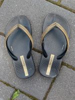 Flip-Flops Sandalen Sommer Ipanema 27 schwarz gold Rheinland-Pfalz - Holsthum Vorschau