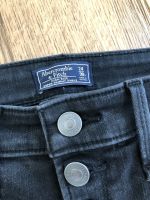 Jeans Abercrombie  24/00 high rise schwarz Schleswig-Holstein - Oststeinbek Vorschau