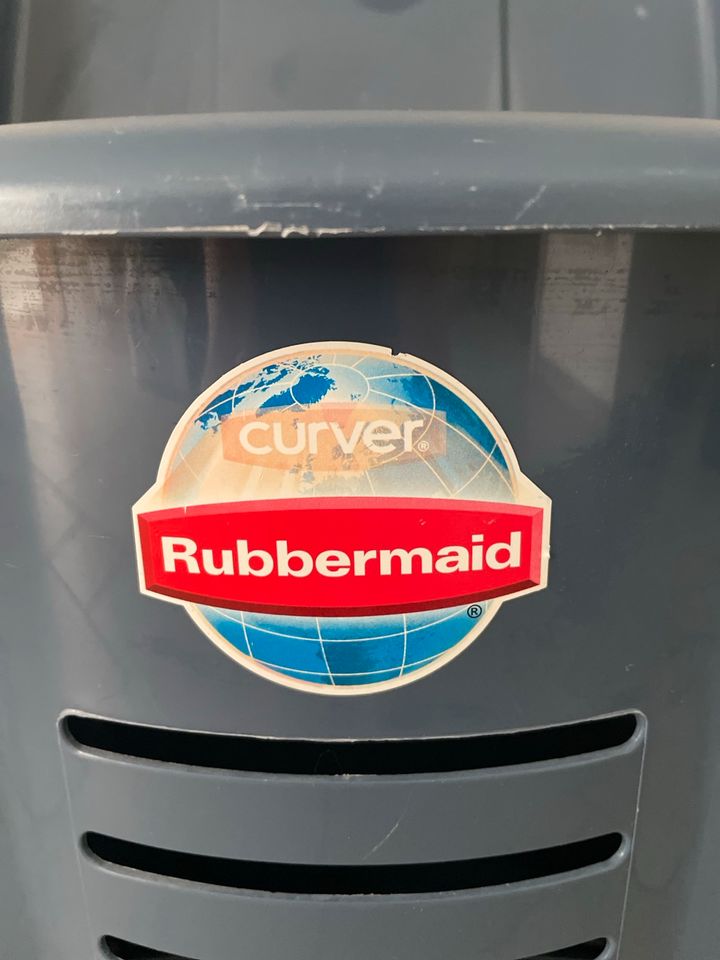 Rubbermaid Wäschesammler blau in Forstinning