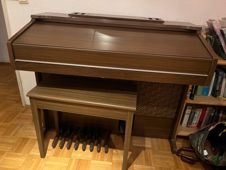 Alte Yamaha Heimorgel Electon in Bonn