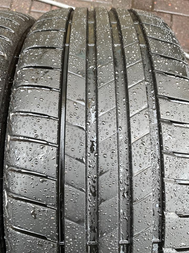 2stück 225/40R19 93W BRIDGESTONE TURANZA T005 in Stockstadt a. Main