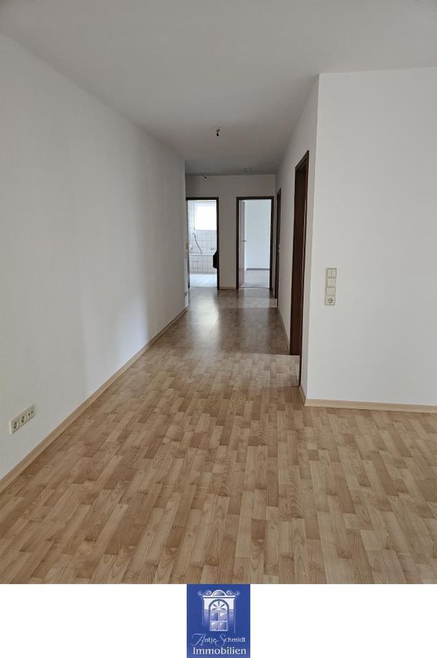 DAS GESUCHTE! Bezugsfreie Wohnung in ruhiger, grüner Lage mit sonnigem Balkon in Dresden