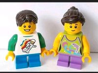 Lego Figuren zwei  Kinder ein Junge und ein Mädchen Hessen - Rüsselsheim Vorschau