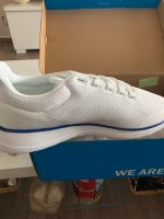 Turnschuhe Männer, Sportschuhe Frankfurt am Main - Ostend Vorschau