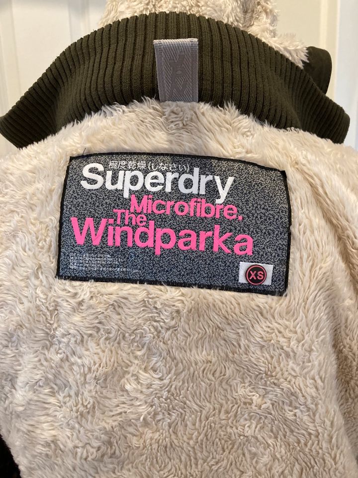 Superdry-Übergangsjacke-Gr XS-S-dunkelgrün in Dinkelsbuehl