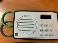 DAB Radio "DUAL" klein und handlich mit Netzkabel oder Batterie(n Stuttgart - Zuffenhausen Vorschau