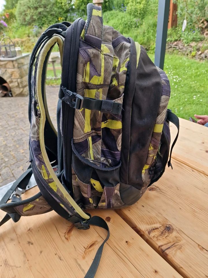 Satch Match Schulrucksack grün/schwarz in Kausen