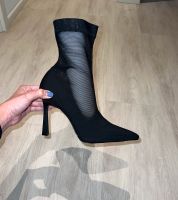 NEU - Zara Damen Stiefeletten High Heels Gr. 40 sexy chic Stiefel Stuttgart - Stuttgart-Mitte Vorschau